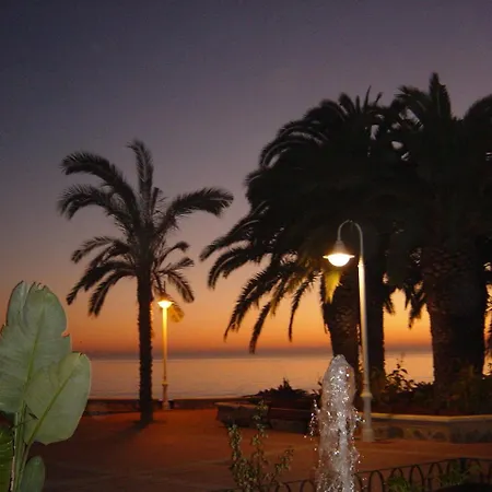 Intercentro Algarrobo-costa Turísticos -inmobiliaria * Algarrobo Costa